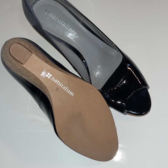 Naturalizer peep toe wedges - size 7.5 - Picture 5 of 5